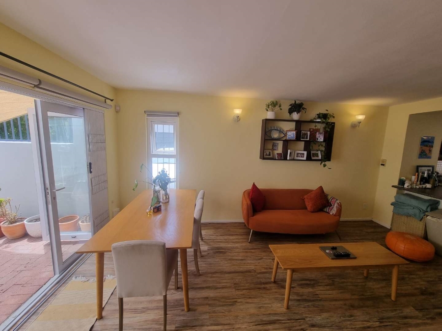 To Let 2 Bedroom Property for Rent in Claremont Upper Western Cape